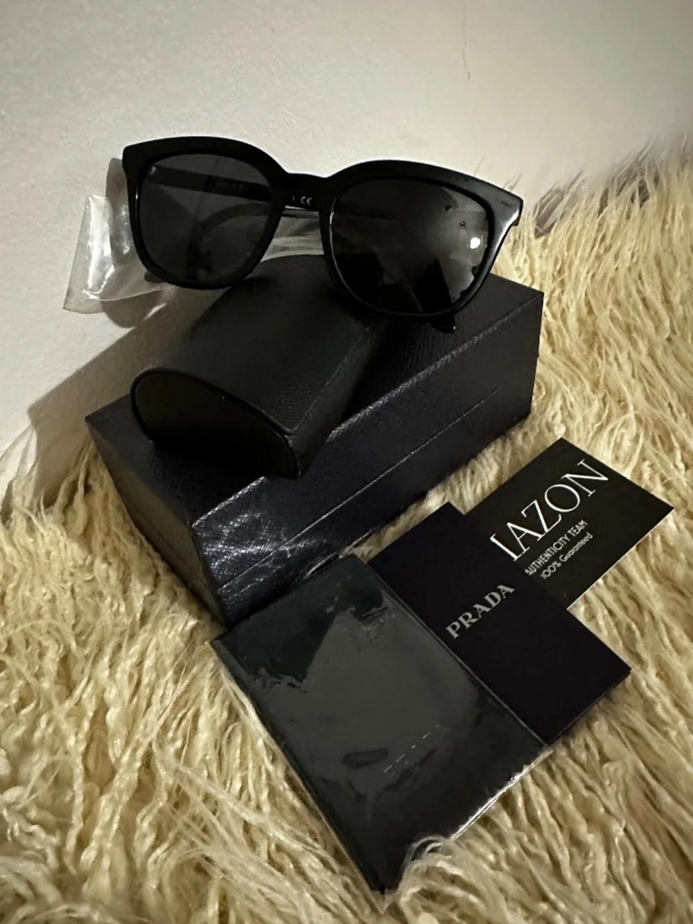 Prada spr03x authentic