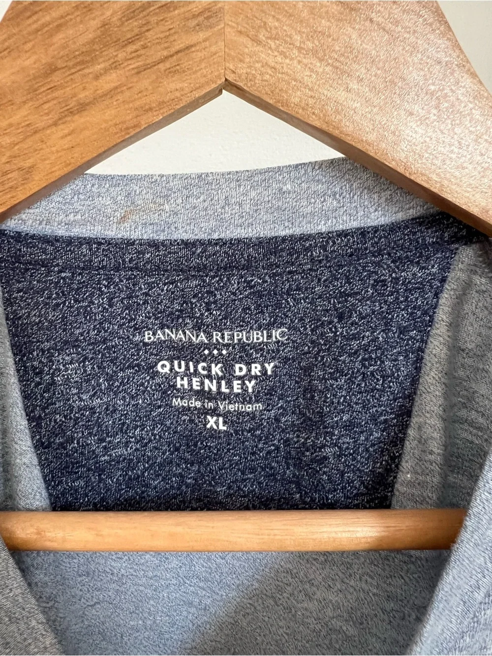 Banana Republic Heather Gray Long-Sleeve Henley