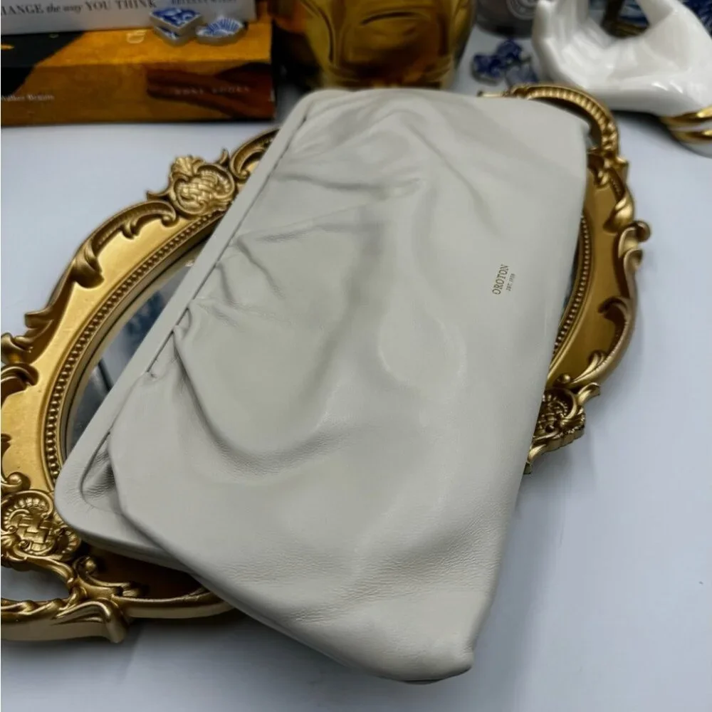 🆕 OROTON 🧿 NWT Celia XL Long Leather Clutch, Cream