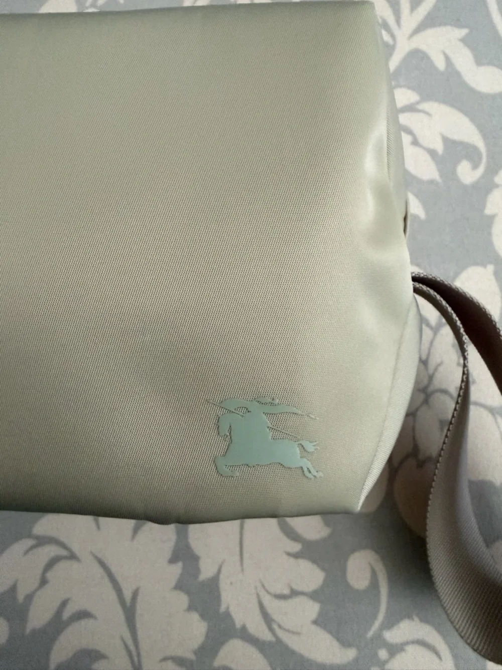 Burberry GWP Sage Green Travel Toiletry Bag Makeup Bag Pouch New