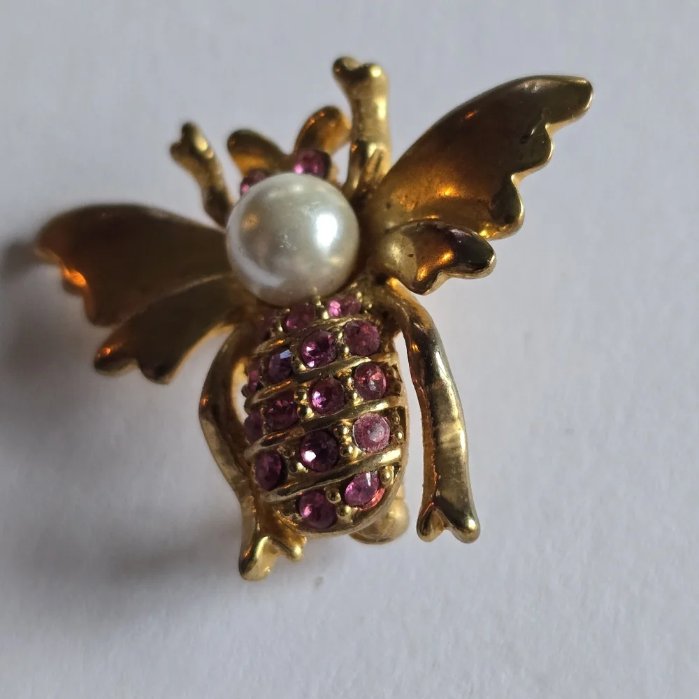 Vintage Bee Brooch Bumble Pink Rhinestones Faux Pearl Gold Tone bug