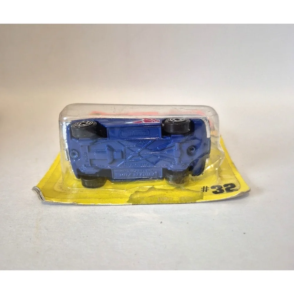 MATCHBOX #32 corvette