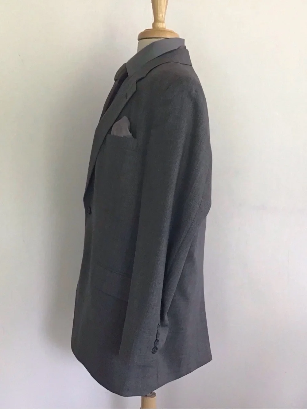 Jos. A. Bank blazer rips shoulder