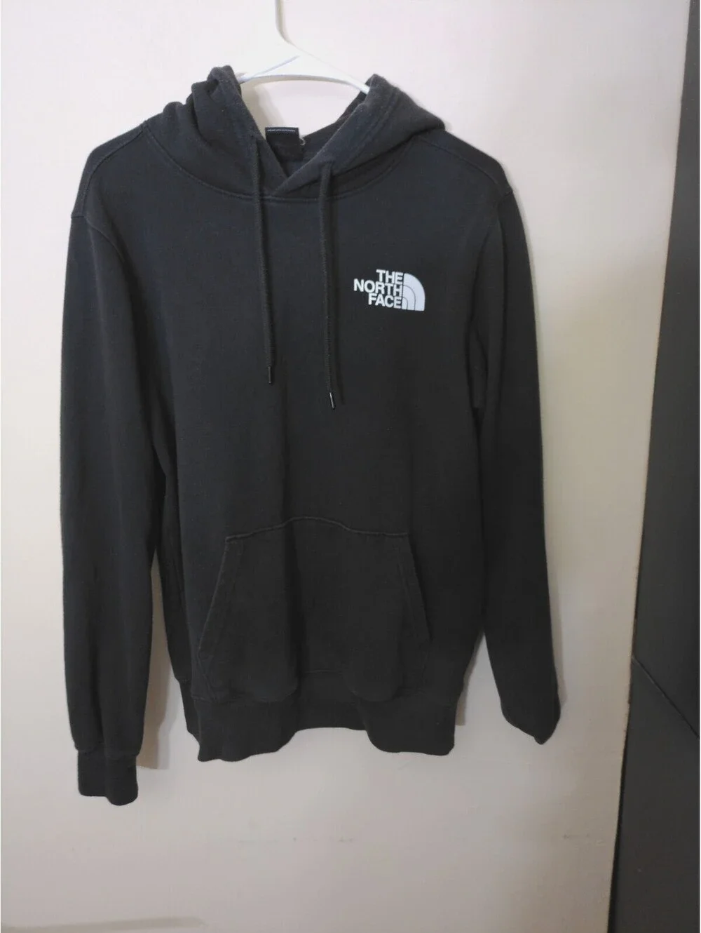 The North Face Mens Hoodie S Black Box Logo Never Stop Exploring Sweatshirt