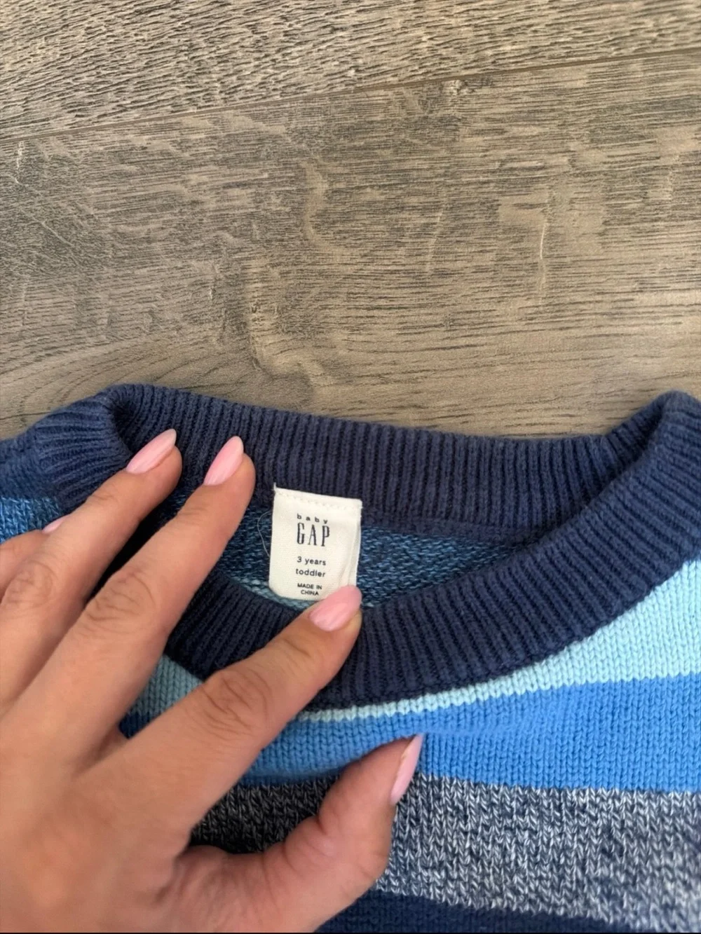 GAP boys sweater