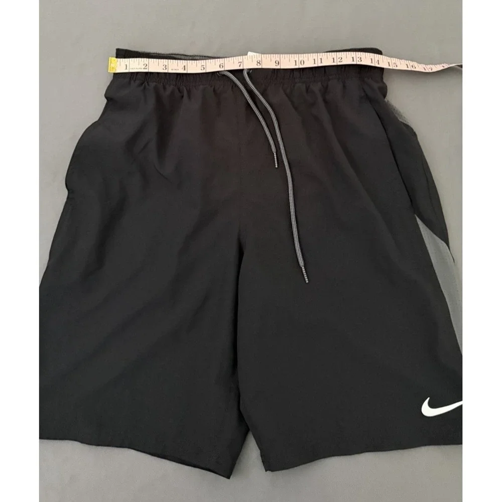Nike core contend