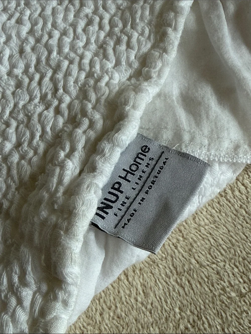 Inup Home lightweight white