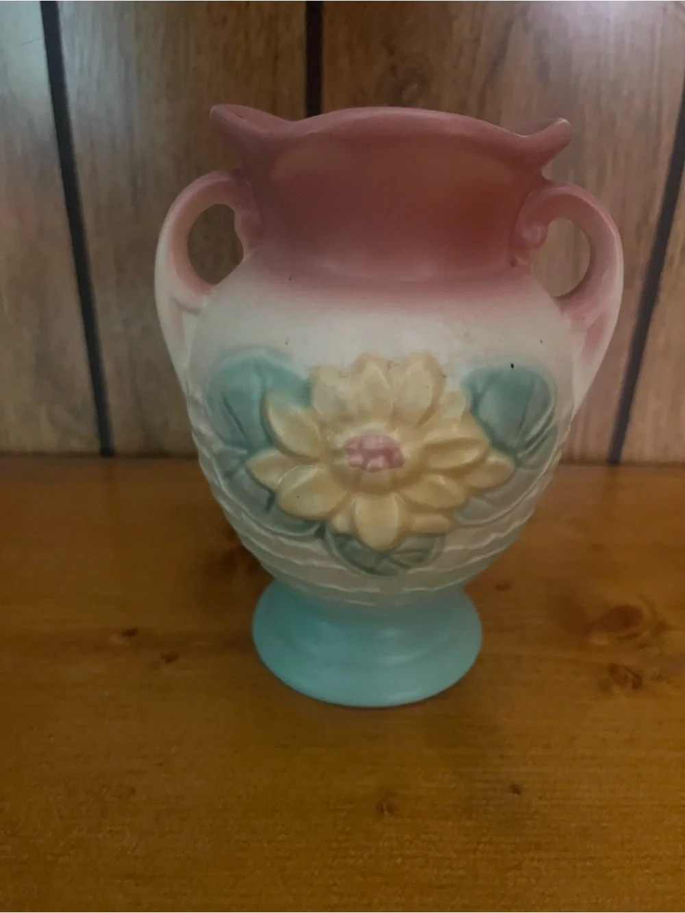 Hull Pottery vintage hull