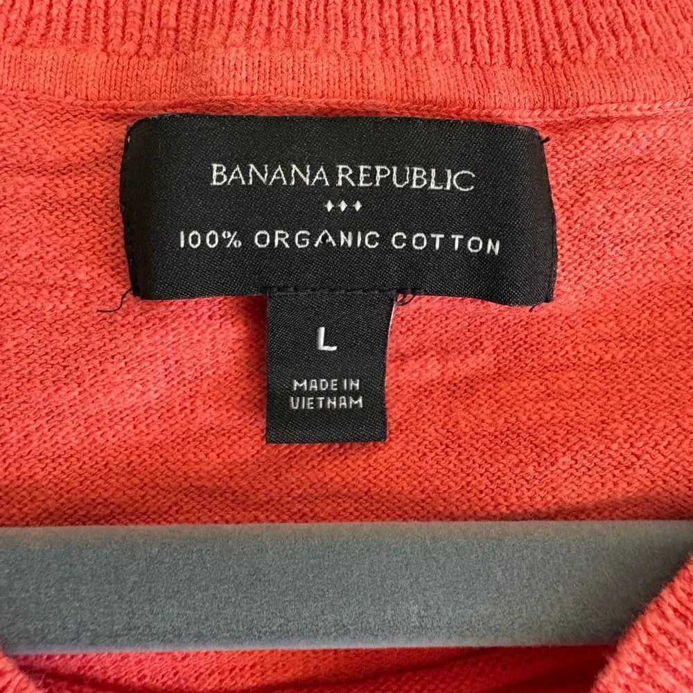 Banana Republic coral sweater