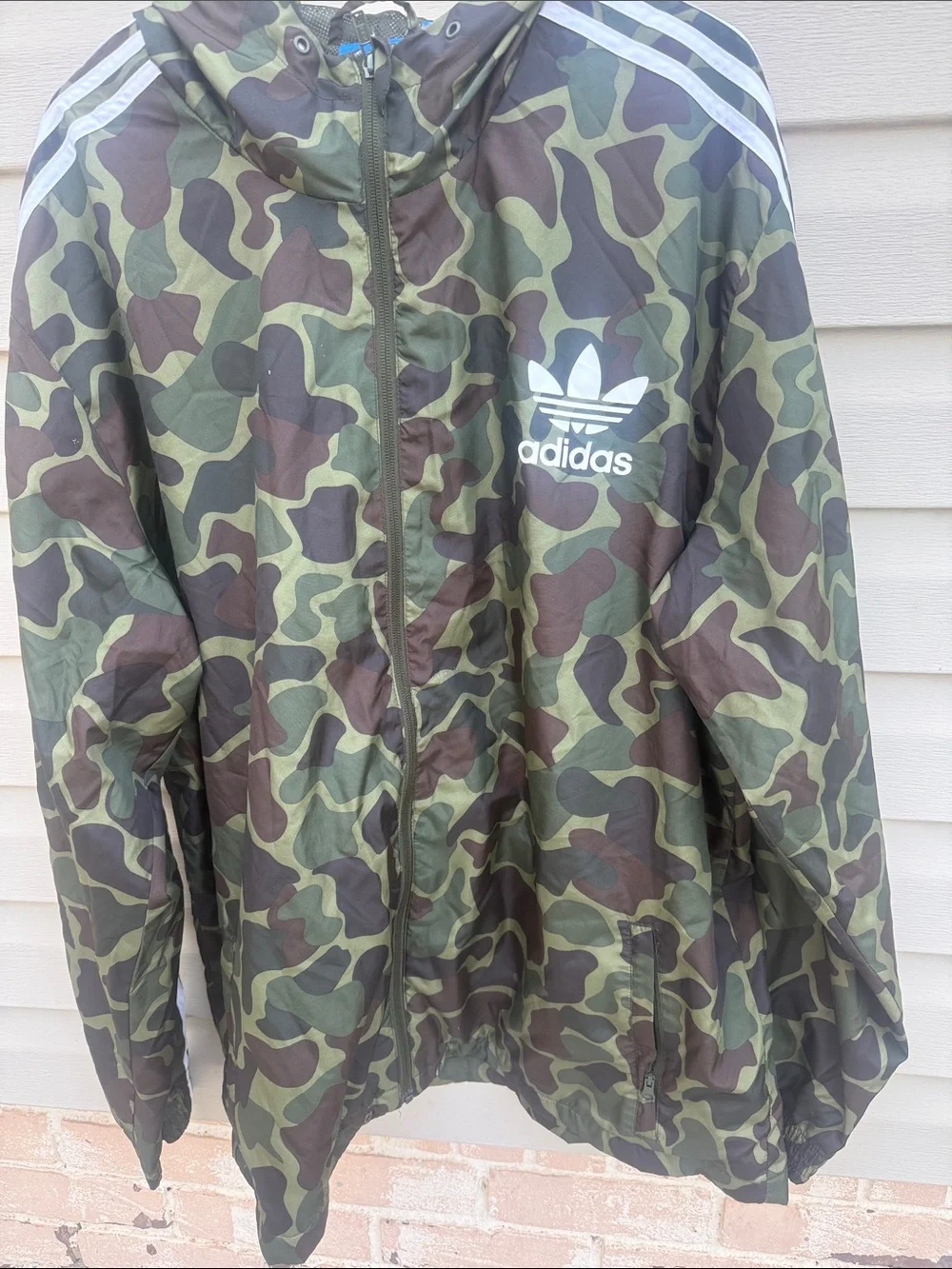 adidas camo windbreaker