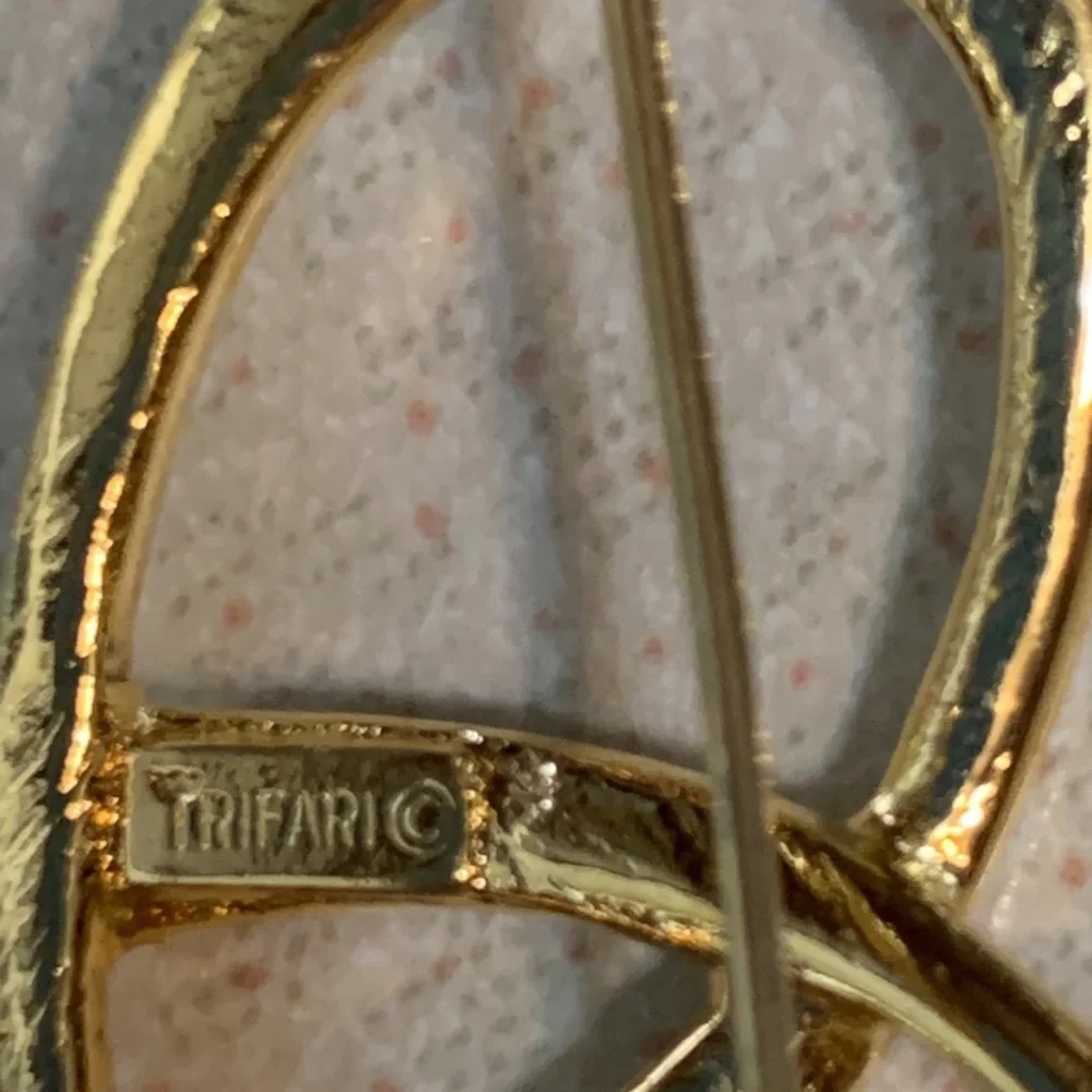 Trifari vintage gold