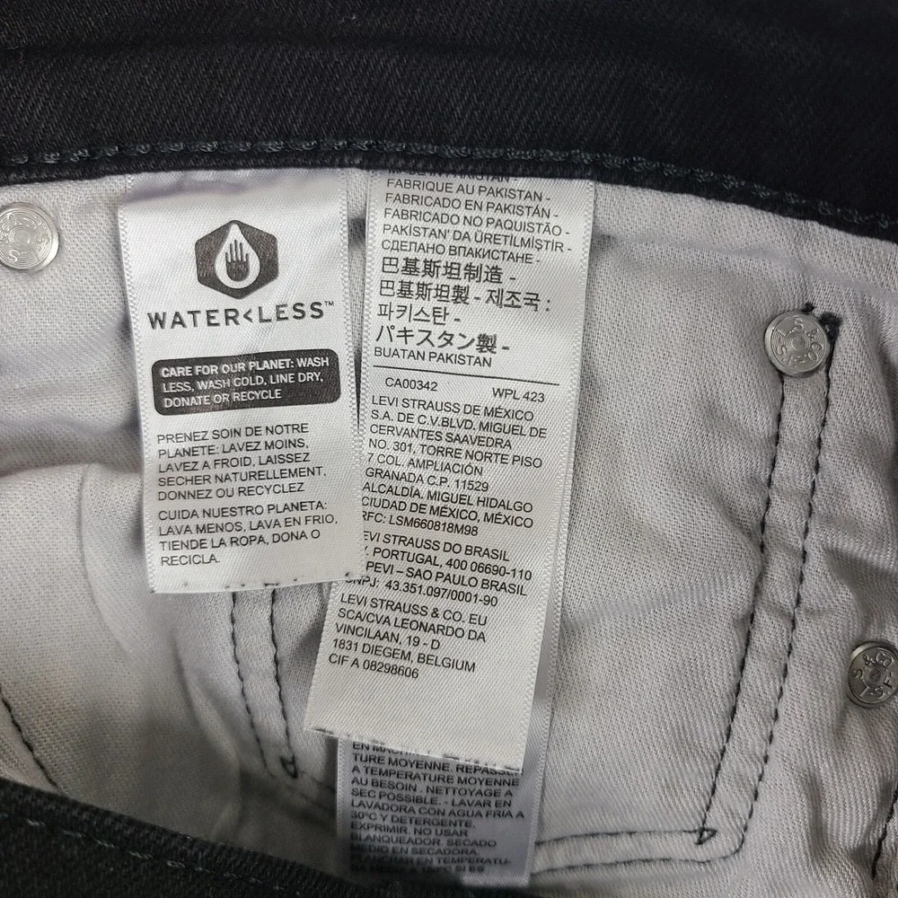 Levis levi 512