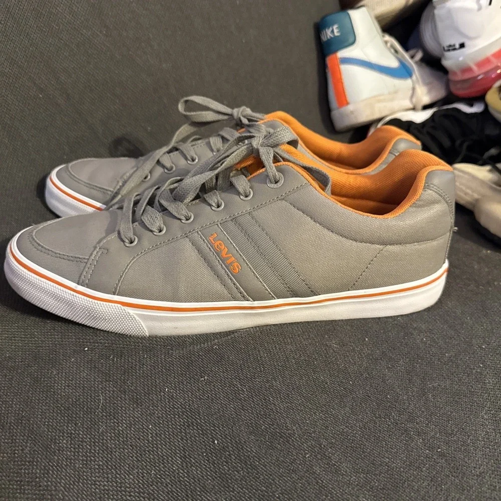 Levi's Mens Sneakers Size12 Gray / Orange