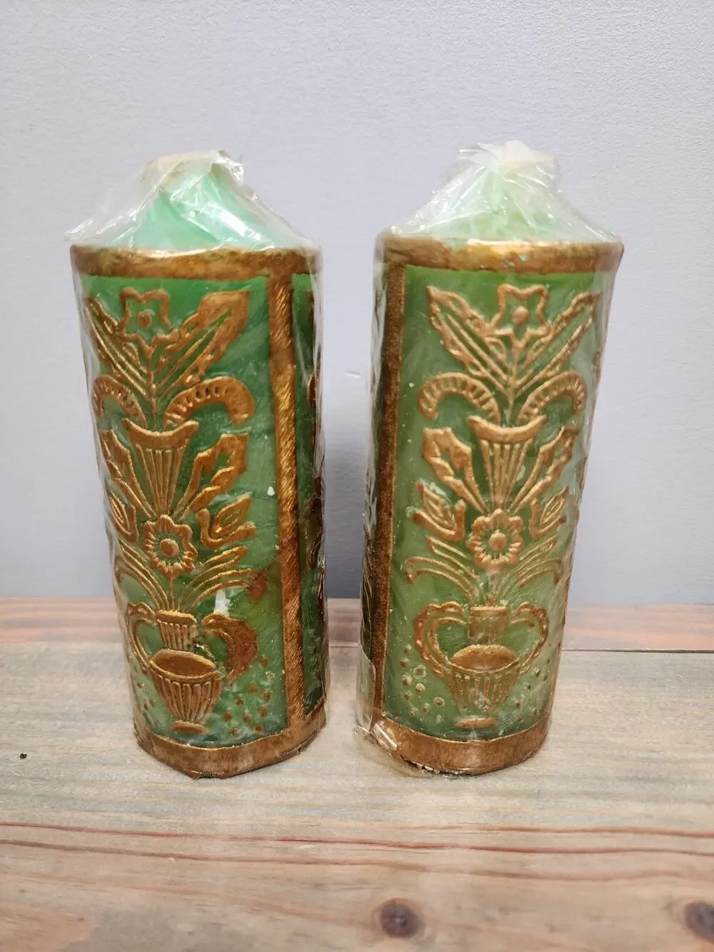 Vtg Pillar Candles Embossed Green Black Radiant Orig British Hong Kong 6