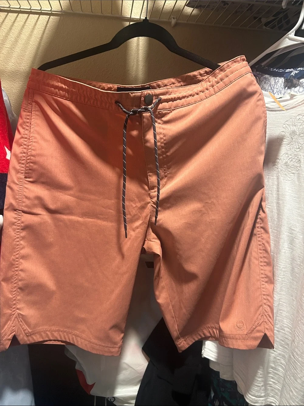Even Tide Men's Coral shorts with Drawstring Waist