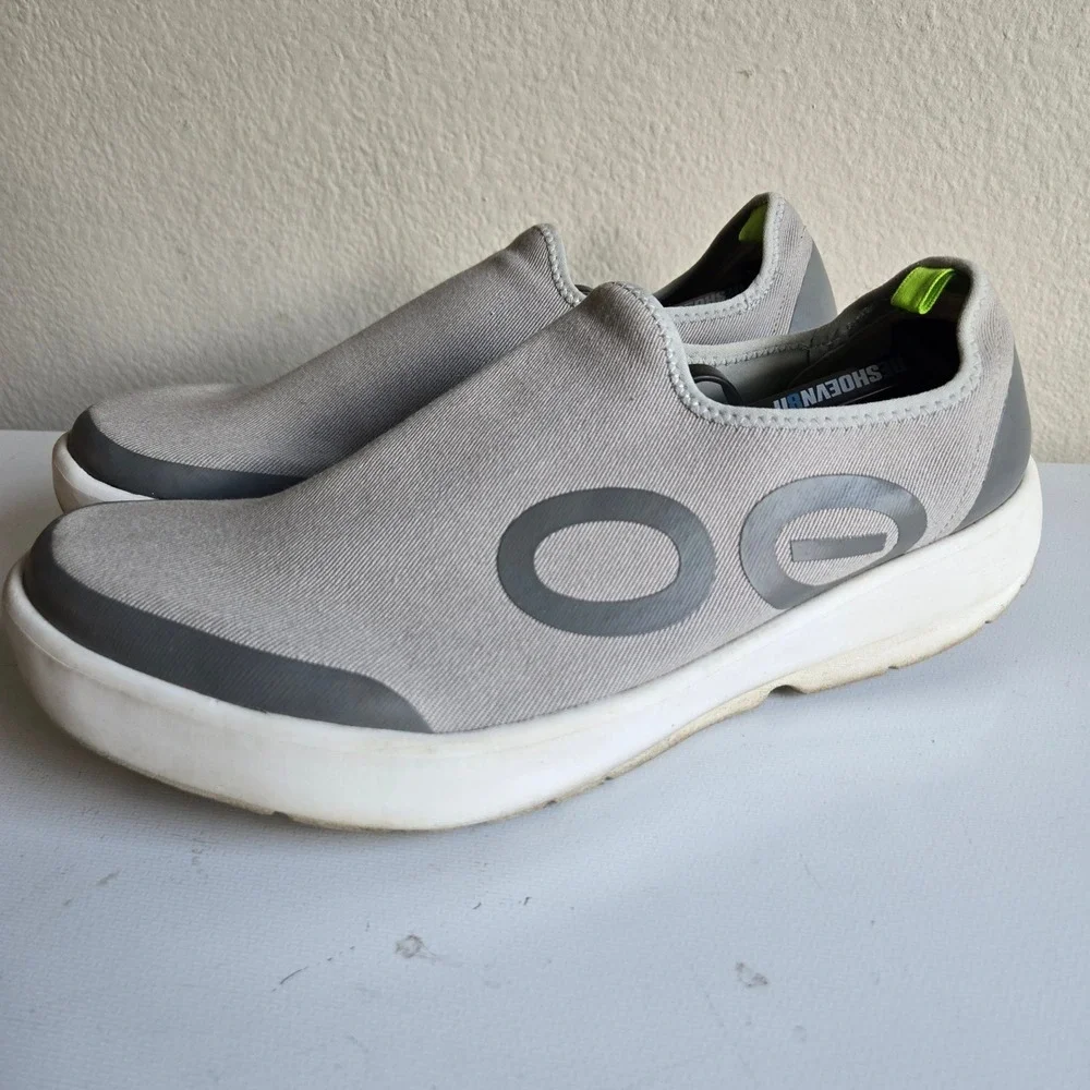 OOFOS OOmg eeZee Low Mens 11 Gray Slip On Recovery Shoes 1282021-eeZee-6