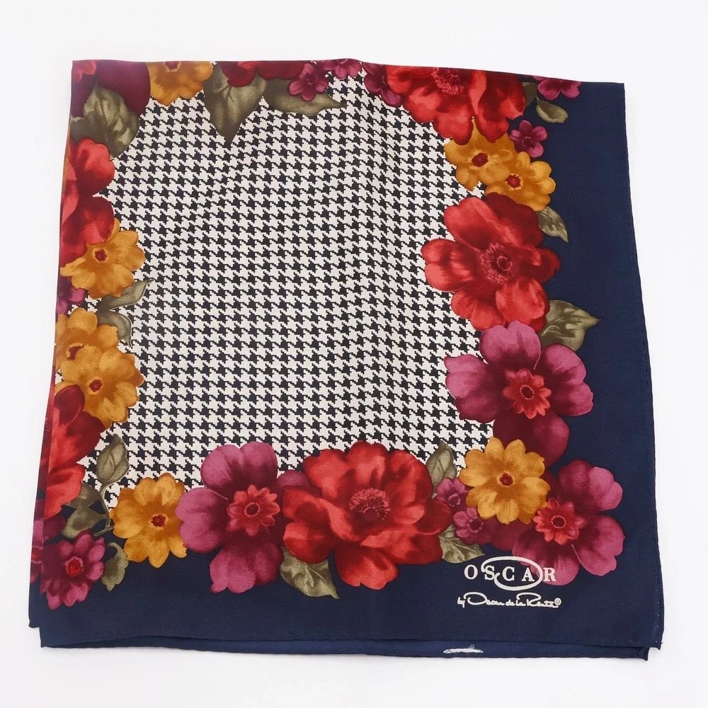 Oscar de la Renta item good