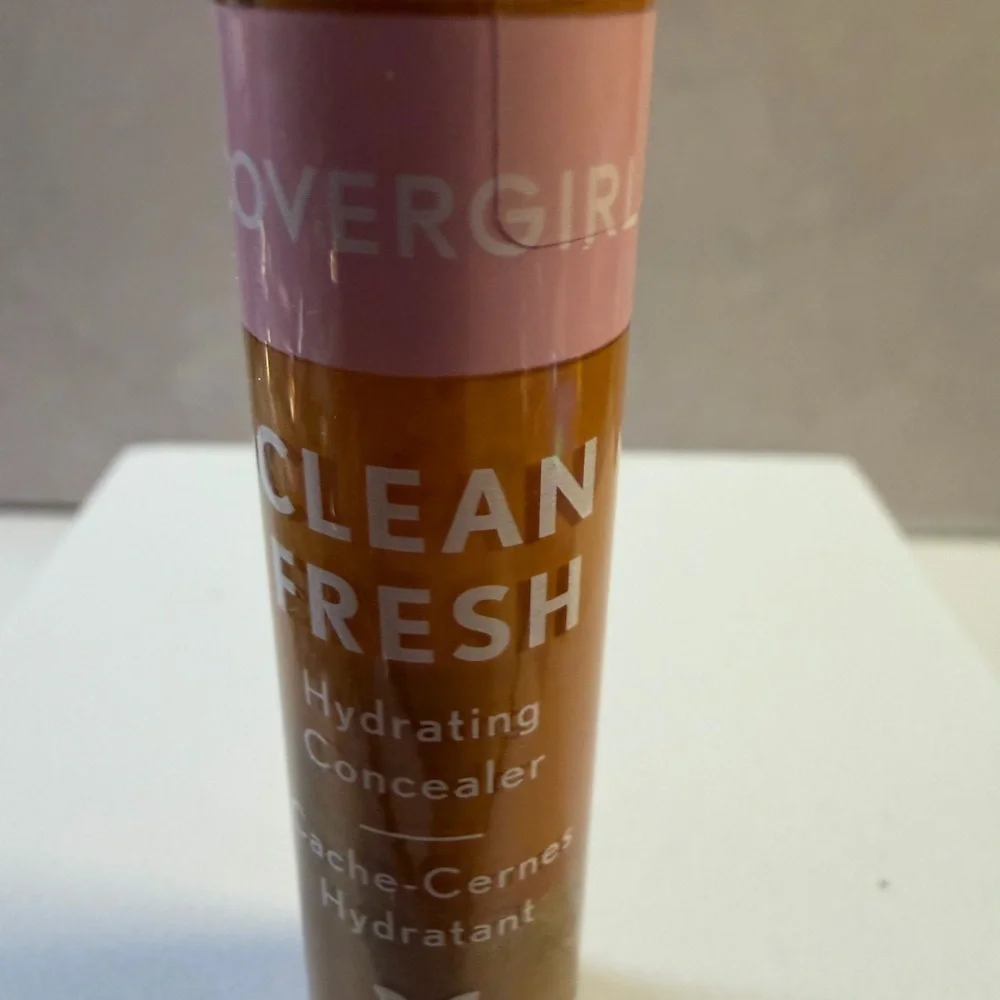 COVERGIRL achieve smooth