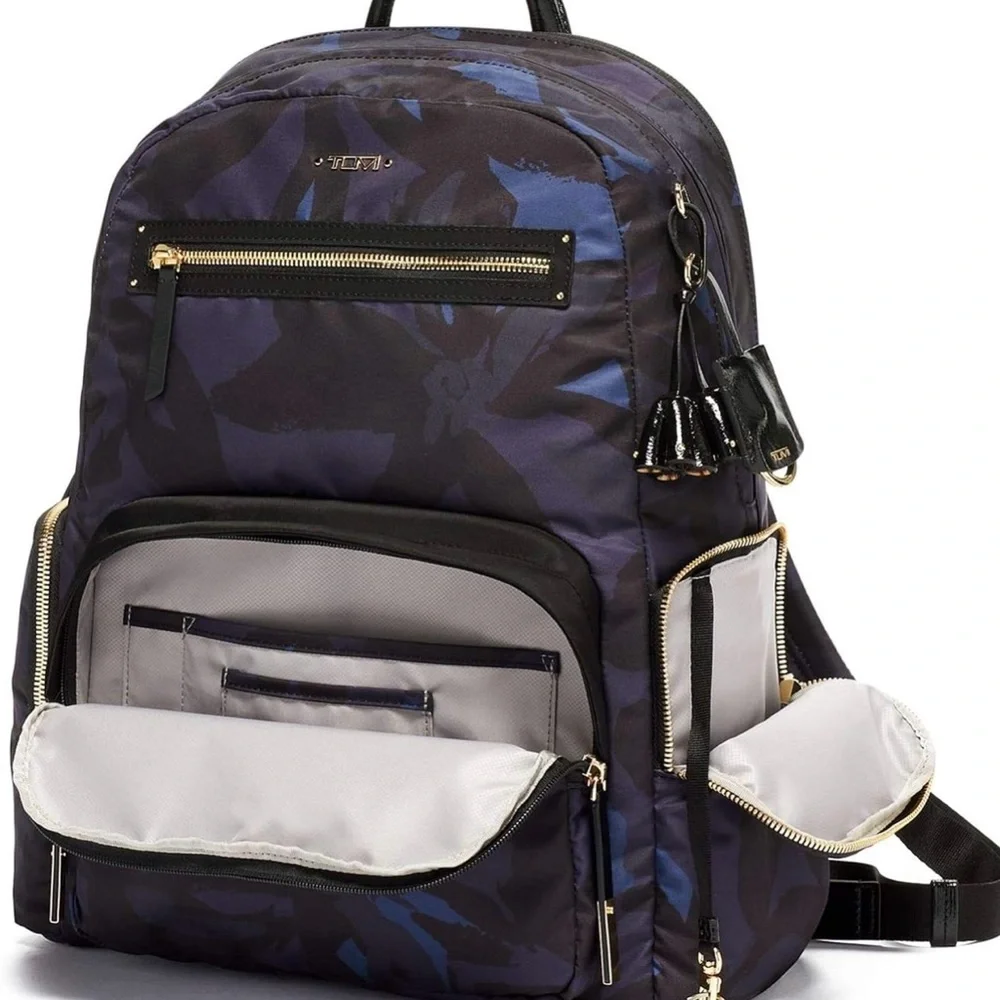 Tumi padded just reposhing