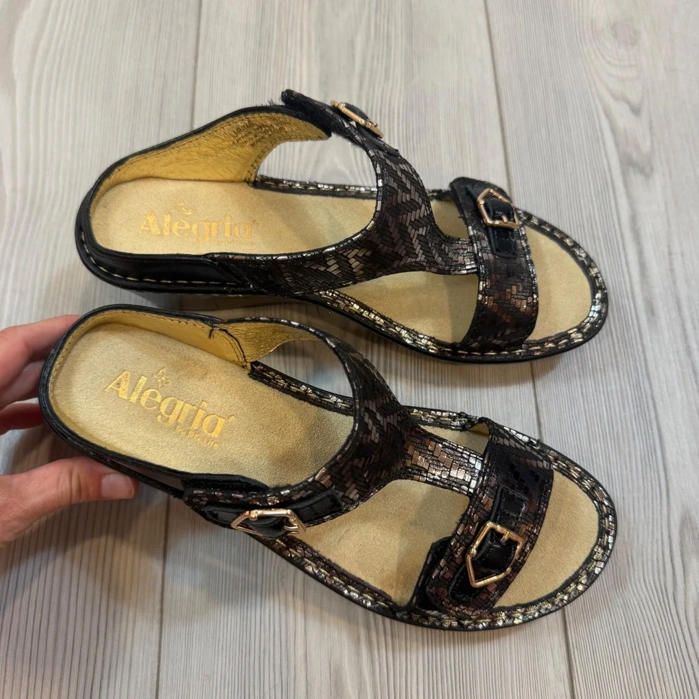 Alegria Lara Shmancy Bronze Metallic Leather Wedge Sandals 38 US 8-8.5 NEW