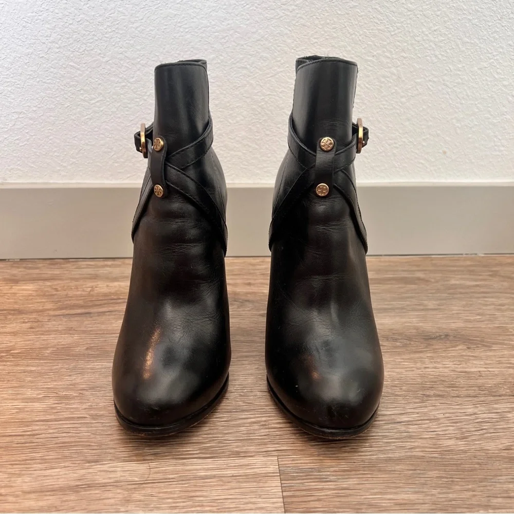 Tory Burch pretty handle size