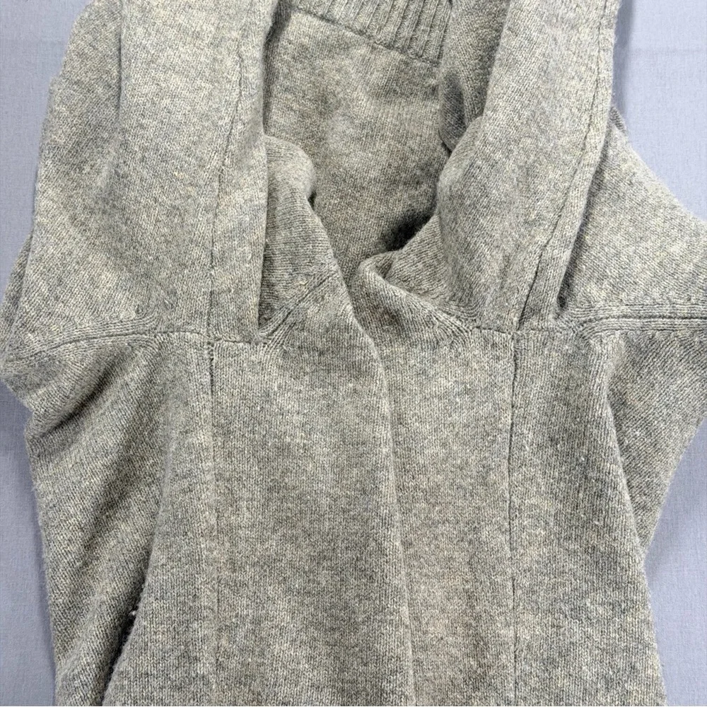 J. Crew very good