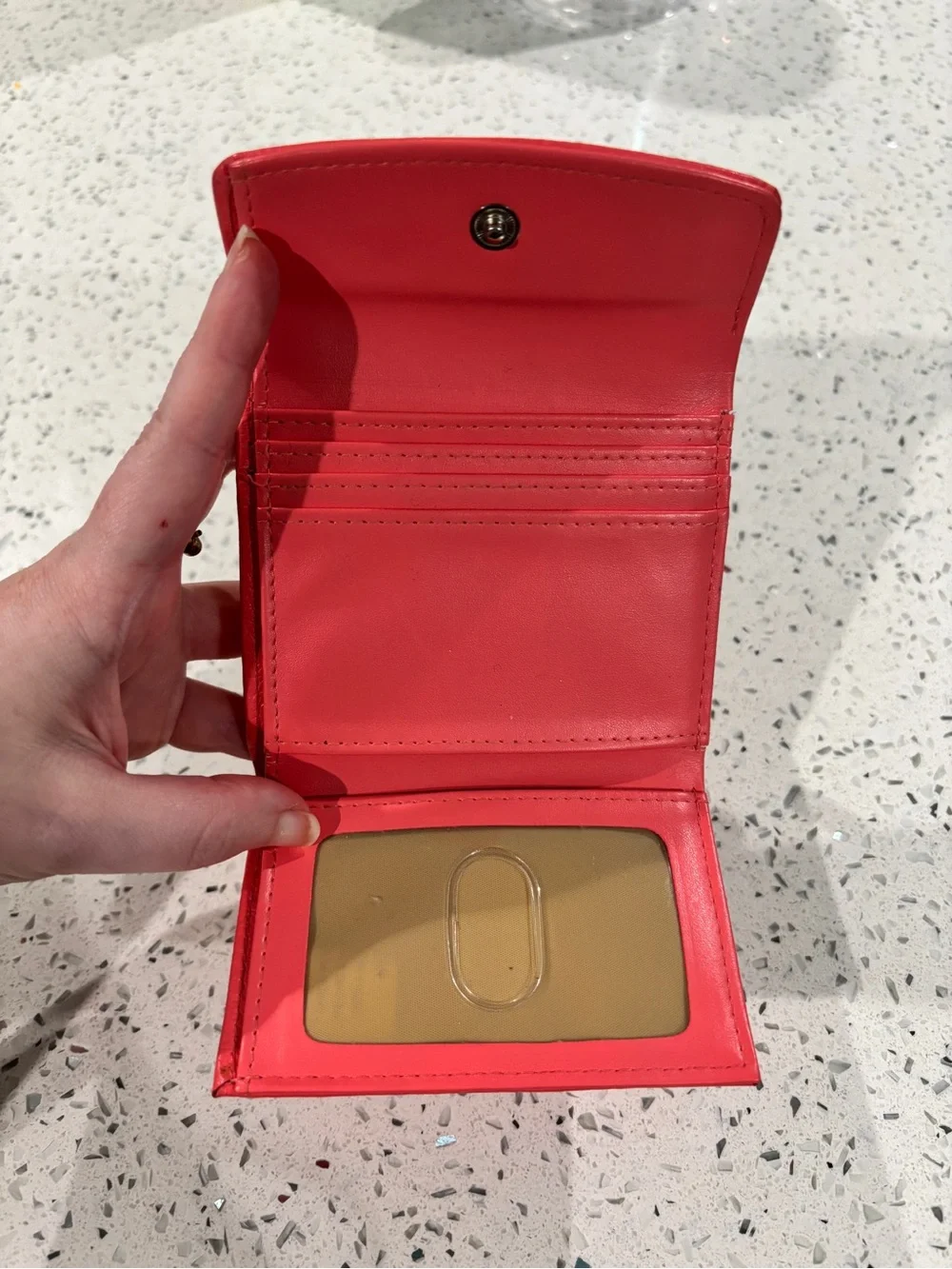 Buxton compact pink