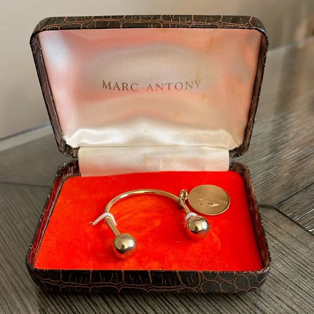 Vintage Boxed Gold-tone Marc Anthony Key Ring