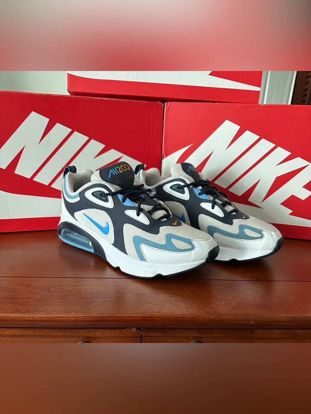 Nike secure kids