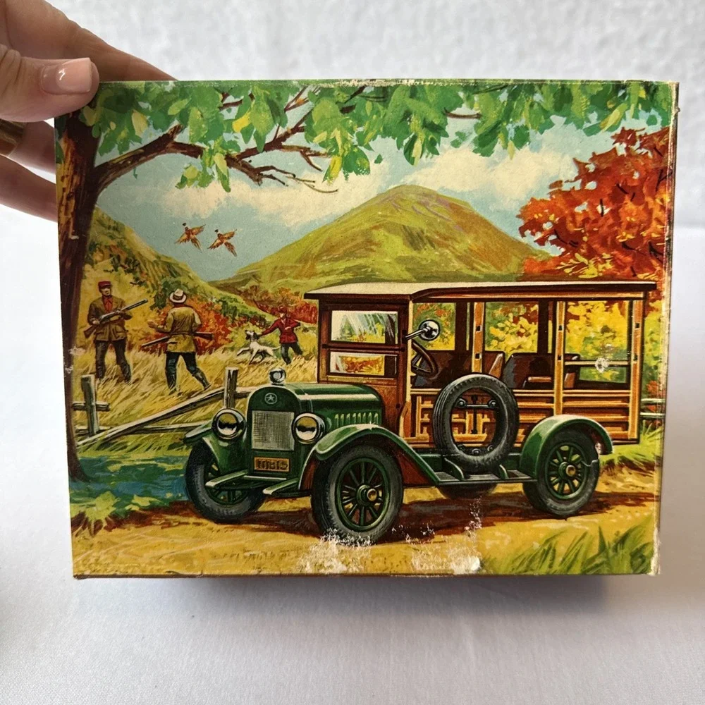 Avon vintage 1923