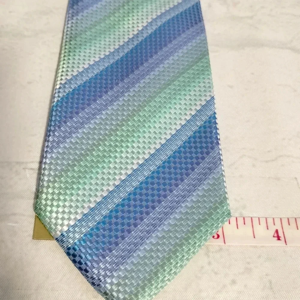 Saddlebred men necktie