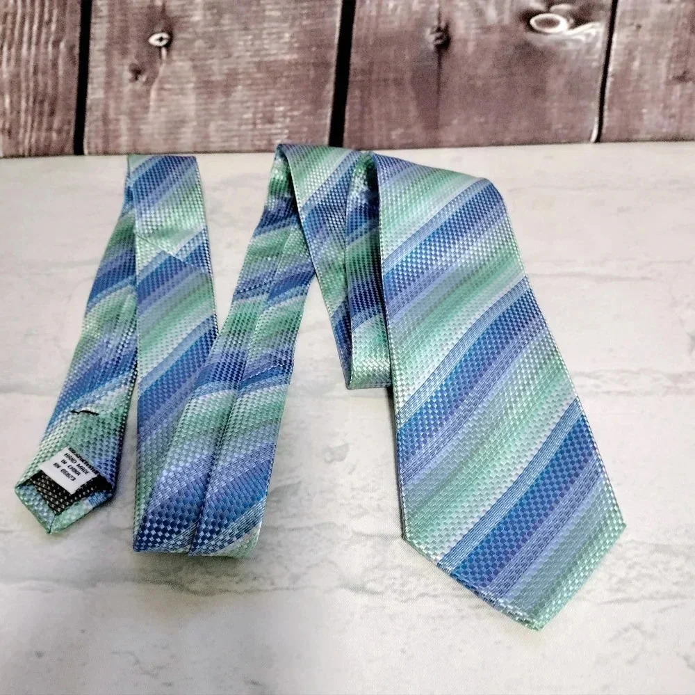 Saddlebred men necktie