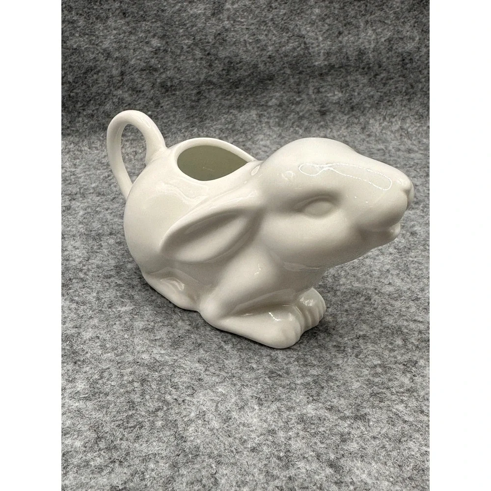 N/A white ceramic