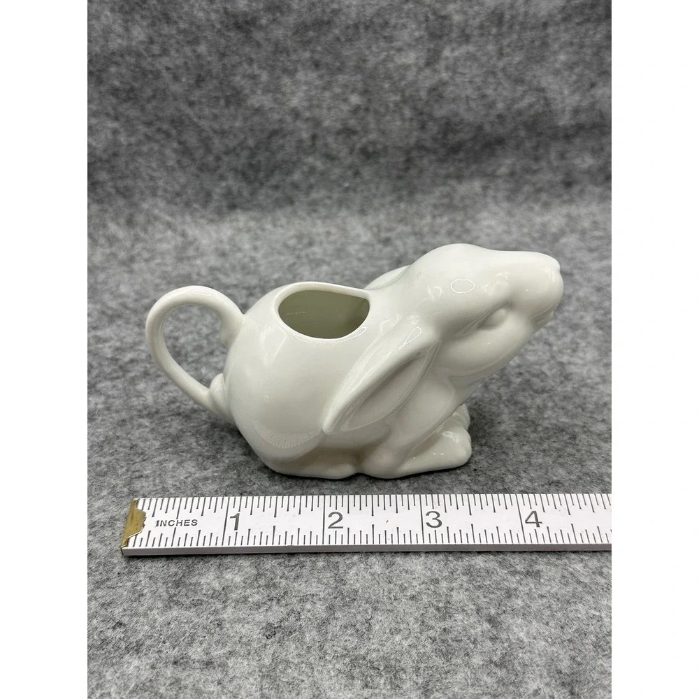 N/A white ceramic