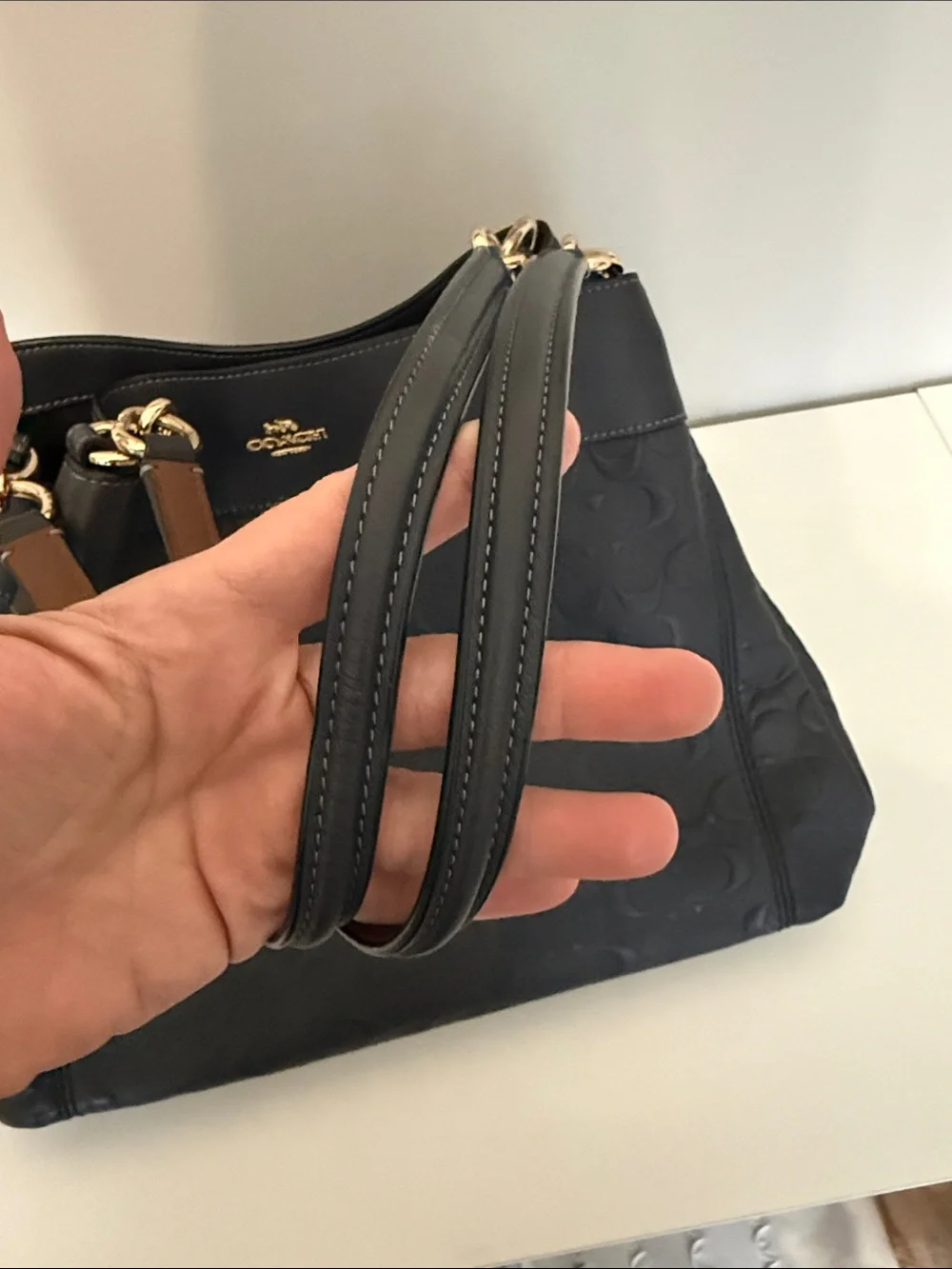 Coach excellent limited