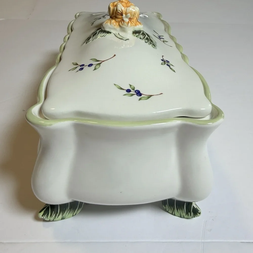 Princess House lid has