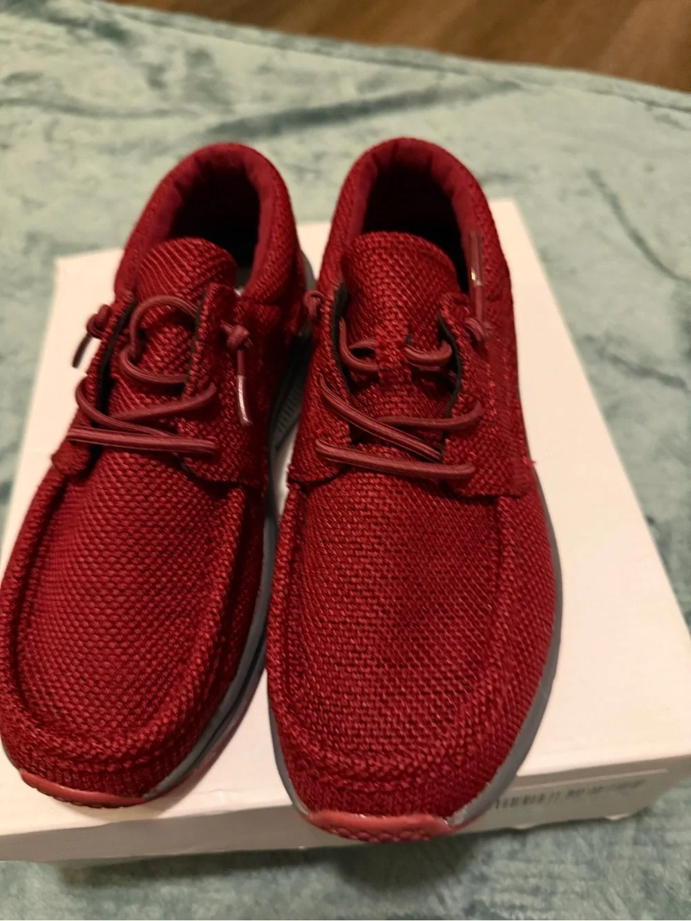 N/A comfortable men