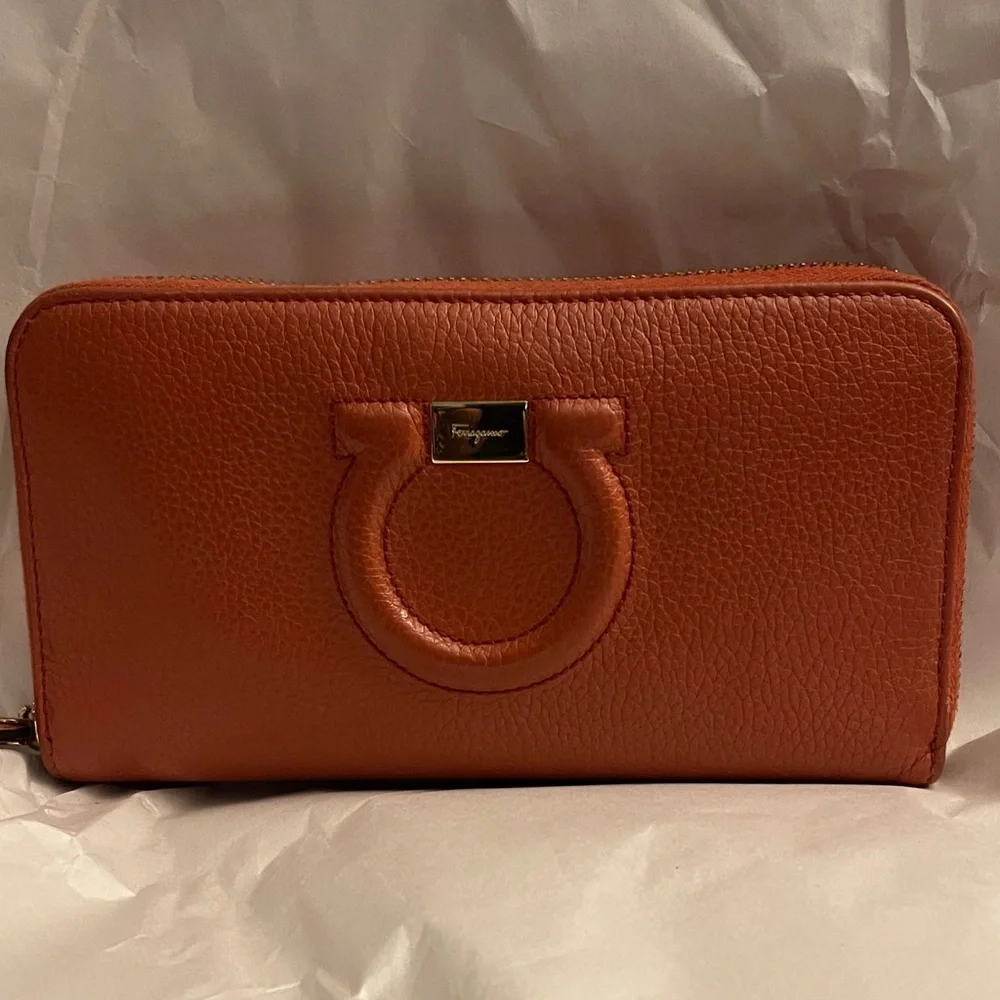 Salvatore Ferragamo chic leather