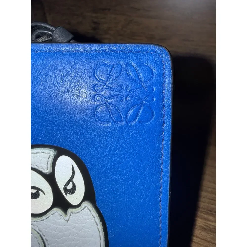 Loewe compact zip