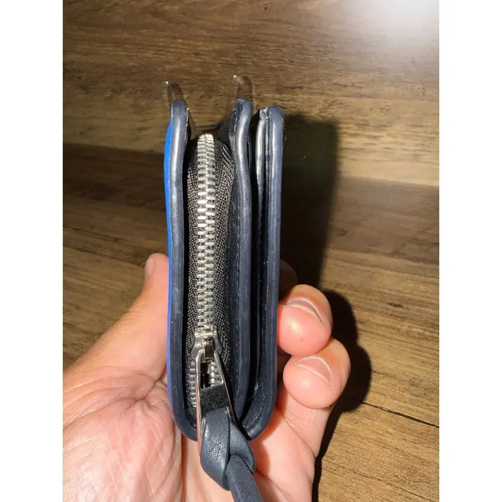 Loewe compact zip