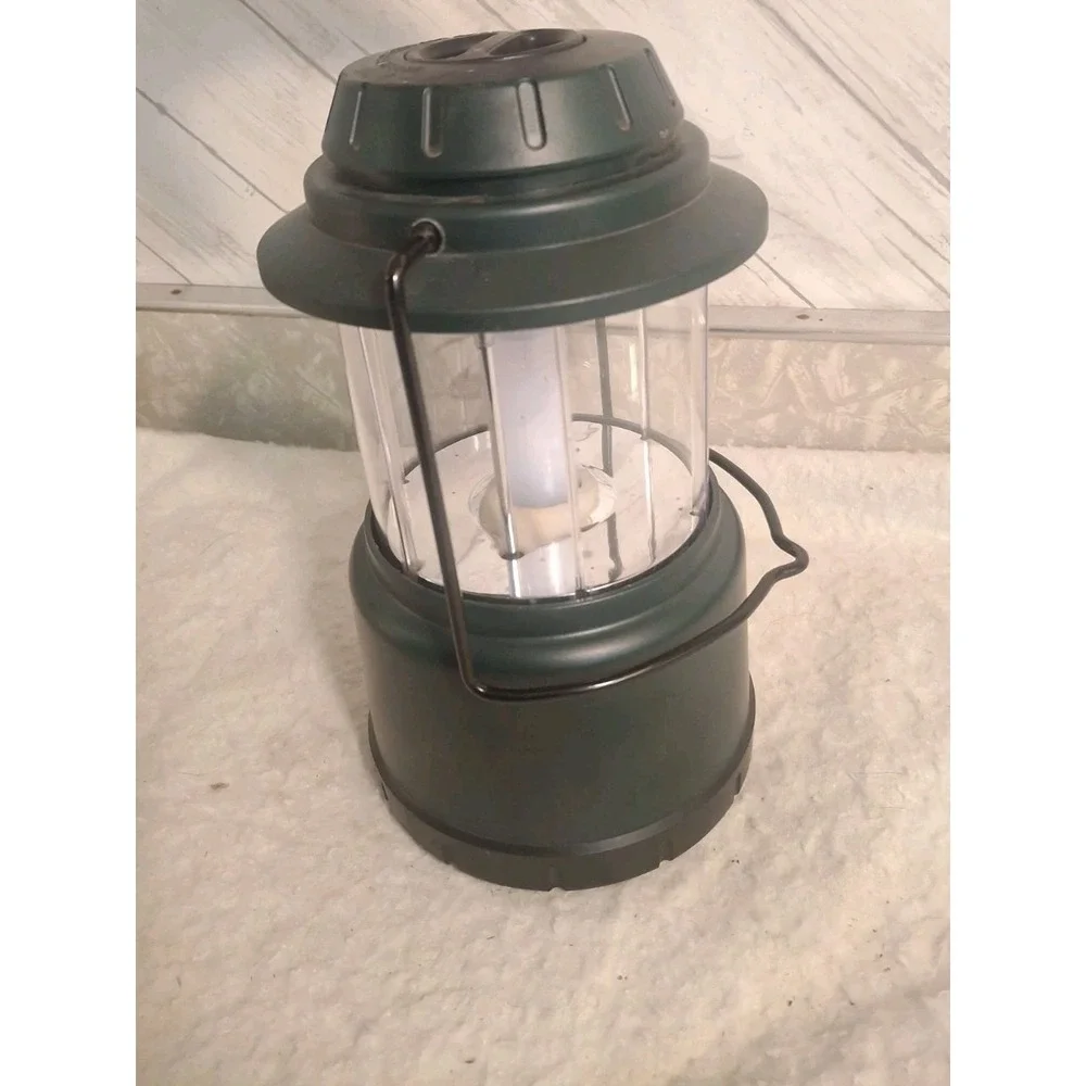 Coleman Pack Away Lantern 5315 Series Collapsible Battery Powered NEEDS BATTERY