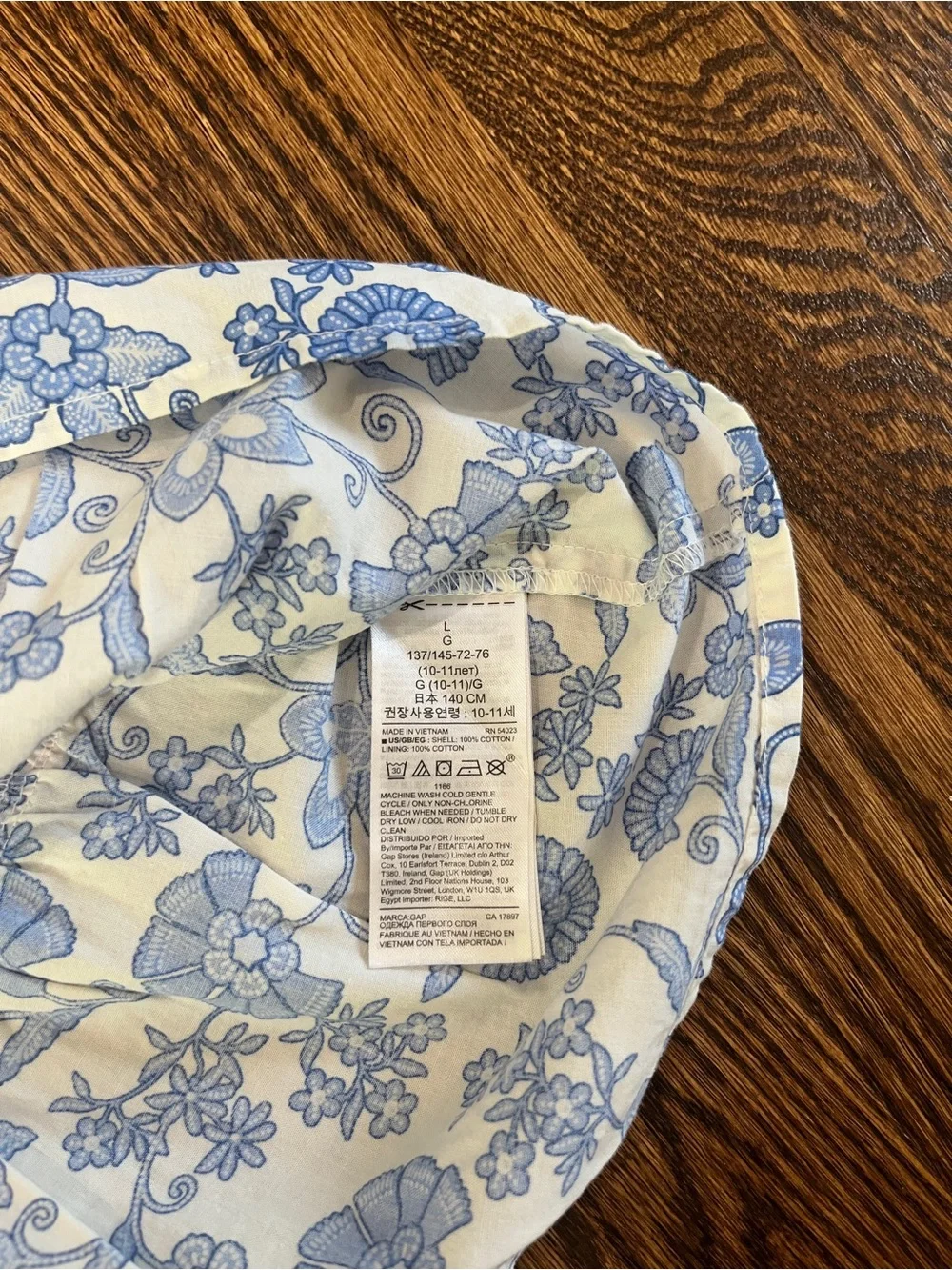 GAP fabric thin