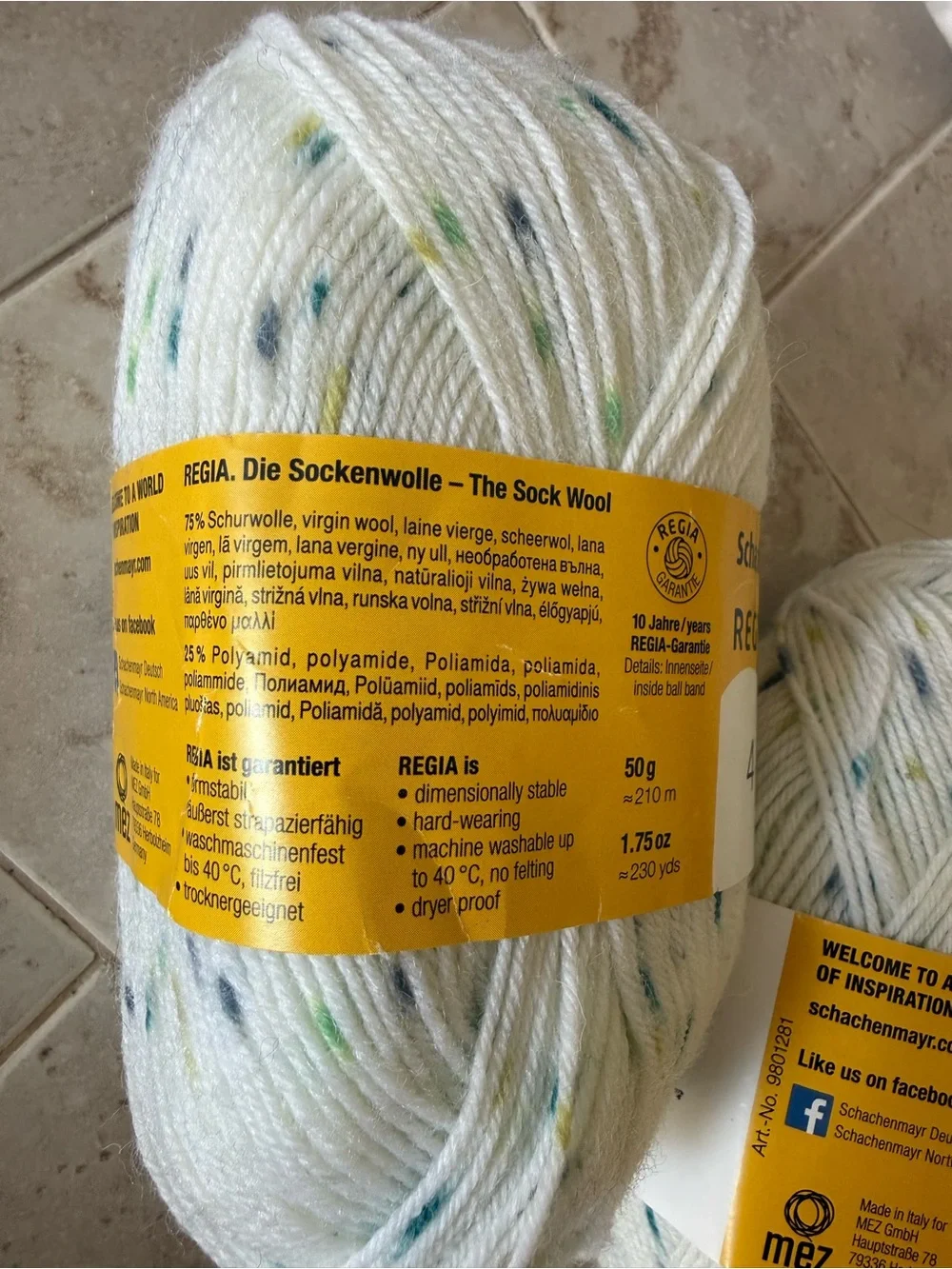 4-ply White Speckled Sock Yarn