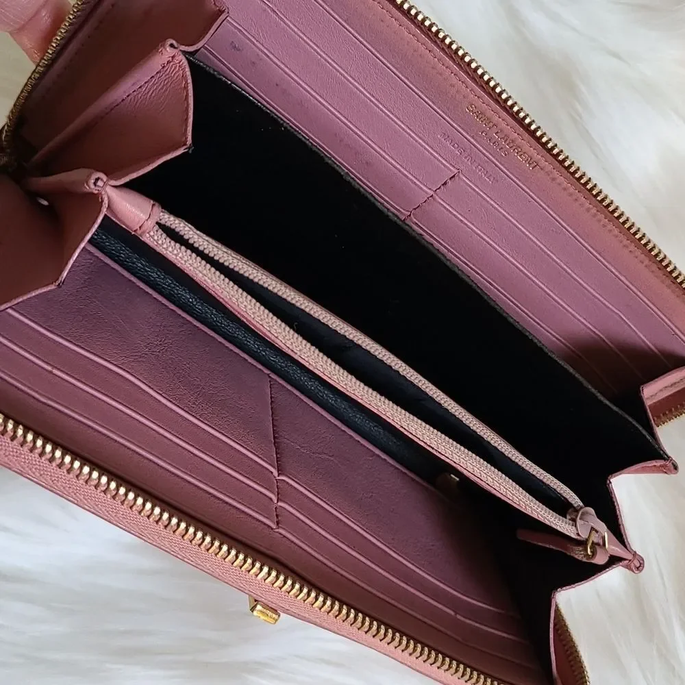Yves Saint Laurent preloved ysl