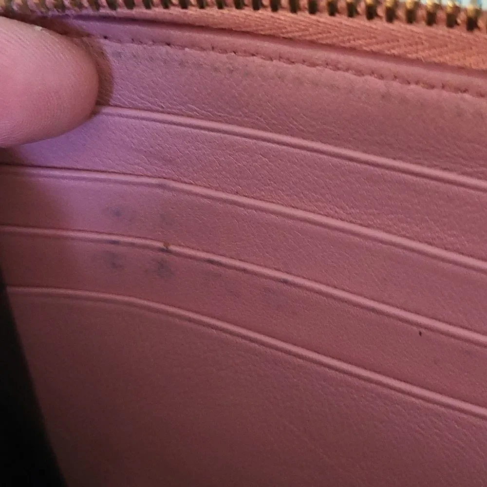 Yves Saint Laurent preloved ysl