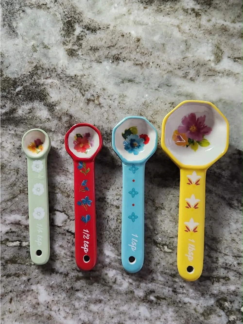 The Pioneer Woman set decorative