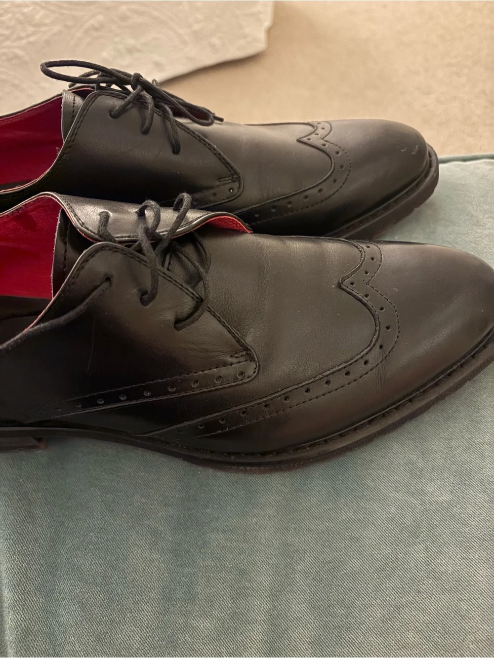 Robert Wayne black leather new