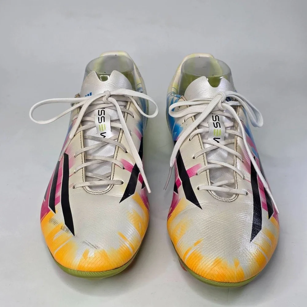 adidas item that