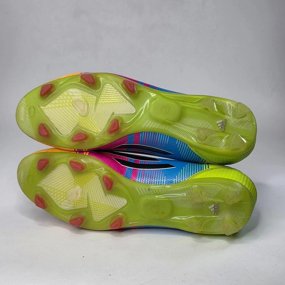 adidas item that