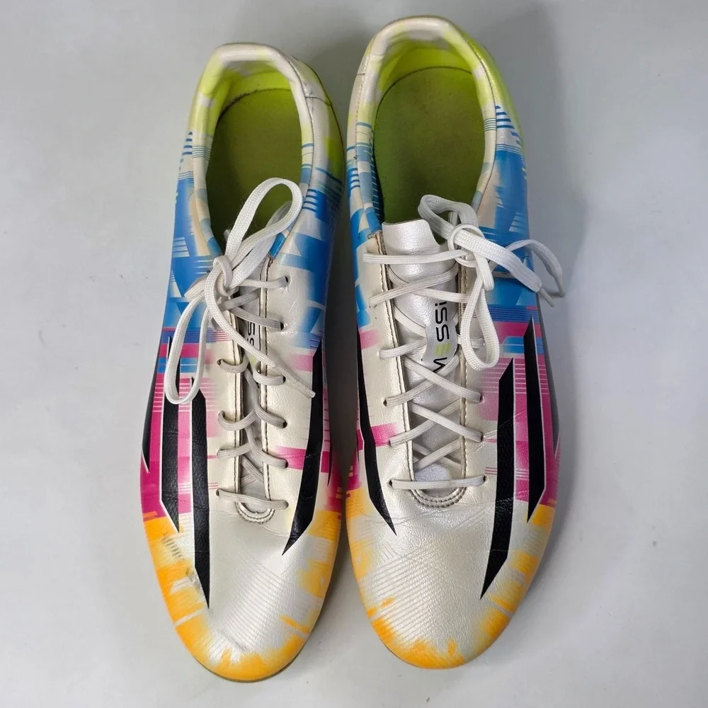 adidas item that